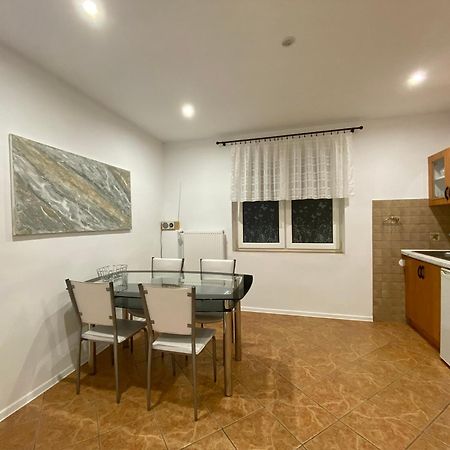 Vanessa Apartments Bešeňová Екстериор снимка