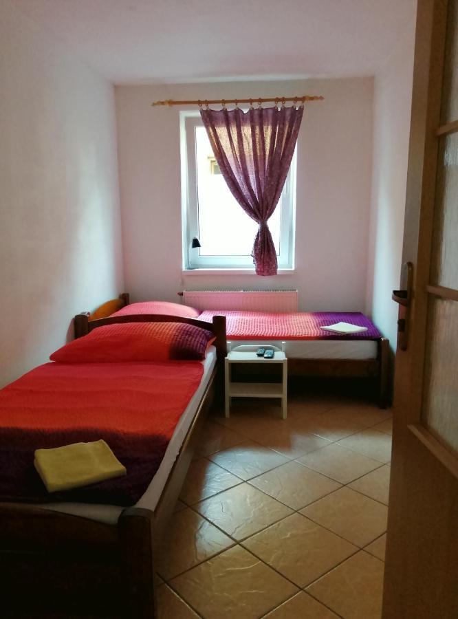 Vanessa Apartments Bešeňová Екстериор снимка