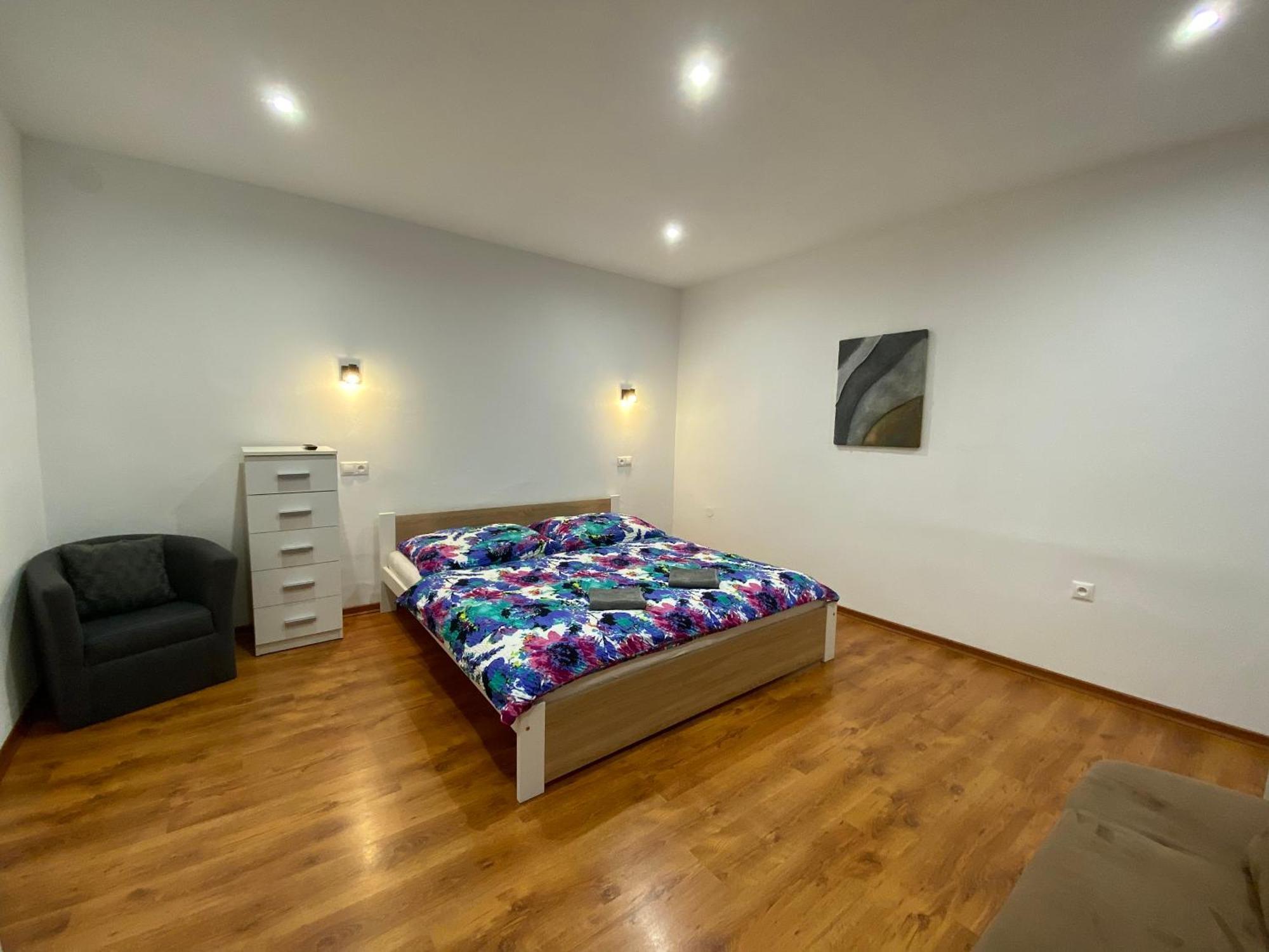 Vanessa Apartments Bešeňová Екстериор снимка